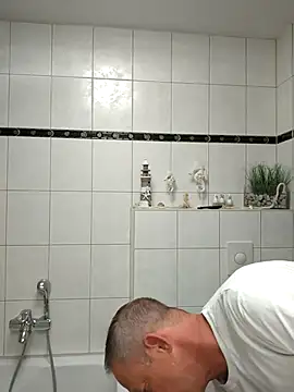 TommyTom76 online show from October 2025 10:15:01 AM