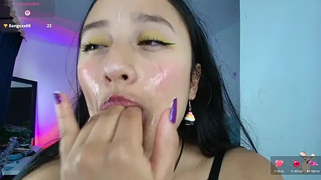 Hinata 21  online show from December 2025 08:56:02 PM