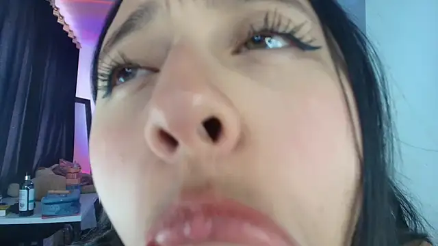 Hinata 21  online show from February 2026 09:22:01 PM