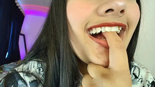 Hinata 21  online show from February 2026 09:36:02 PM