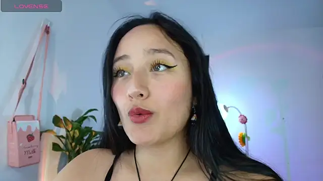 Hinata 21  online show from December 2025 08:54:01 PM