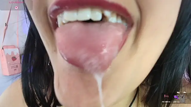 Hinata 21  online show from November 2025 08:53:02 PM