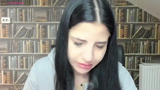 Malibu J online show from November 2025 08:42:02 AM