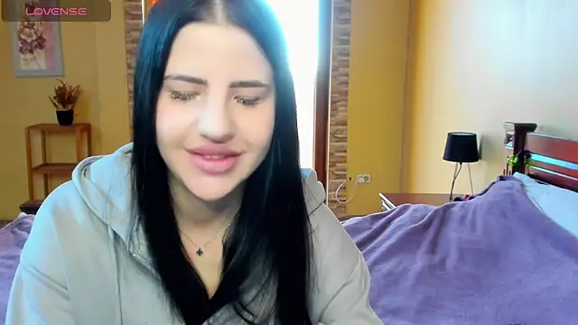 Malibu J online show from October 2025 07:20:02 AM