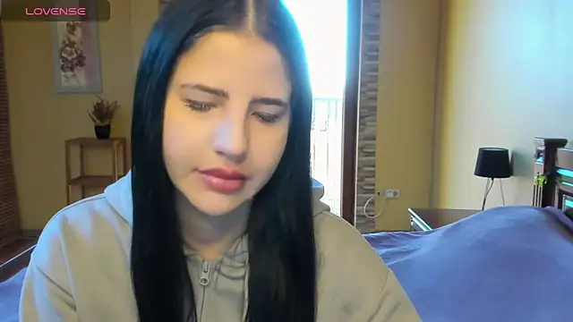 Malibu J online show from October 2025 07:38:01 AM