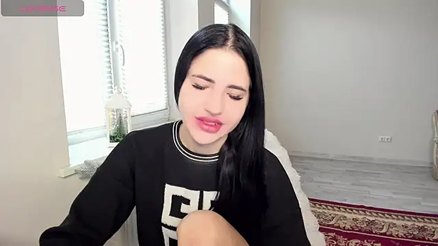 Malibu J online show from December 2025 08:02:02 AM