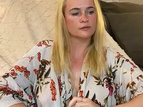 Sweet-TessaXX online show from October 2025 05:36:01 PM