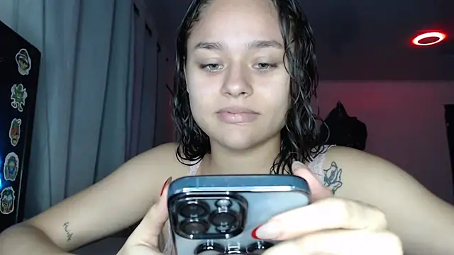 LittleCheerry69 online show from December 2025 02:49:02 PM