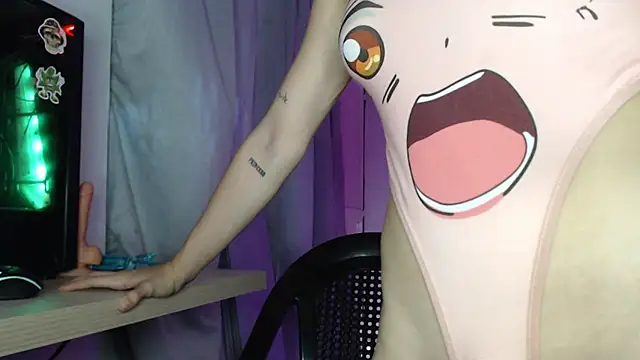 LittleCheerry69 online show from November 2025 06:46:02 PM