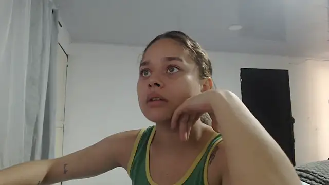 LittleCheerry69 online show from April 2026 02:21:01 PM