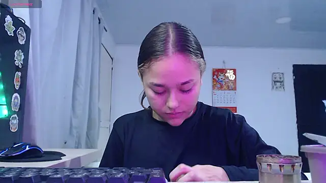 LittleCheerry69 online show from February 2026 04:07:01 PM