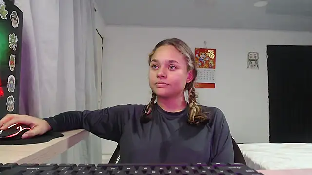 LittleCheerry69 online show from February 2026 04:05:02 PM