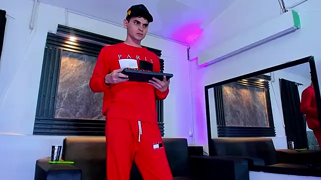 Snapshot of ALEX_MILLER25 chatting on November 2025 05:11:01 AM ALEX MILLER25 online show from November 2025 05:11:01 AM