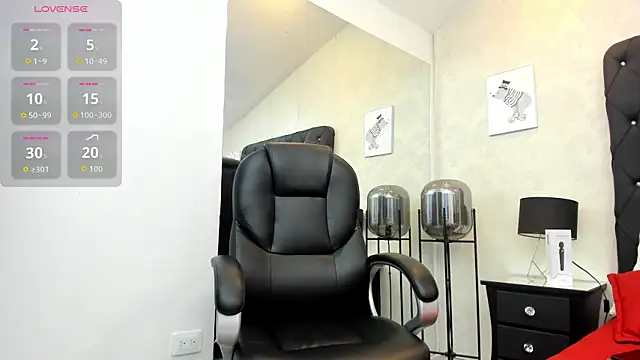 alana johnson 0 online show from July 2026 01:21:02 PM
