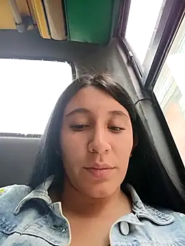   Antonella online show from October 2025 03:13:02 PM