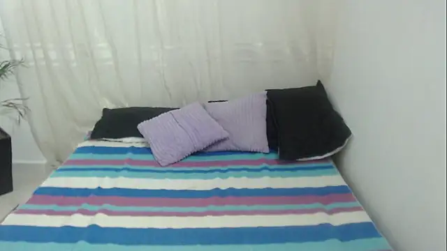 Snapshot of power_love_lemon chatting on October 2025 12:26:02 PM power love lemon online show from October 2025 12:26:02 PM