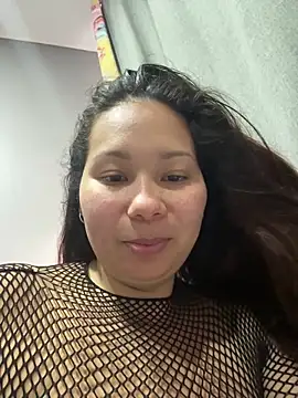 Snapshot of lachinita-32 chatting on October 2025 06:32:02 PM lachinita-32 online show from October 2025 06:32:02 PM
