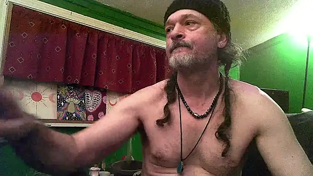 HippieDad333 online show from April 2026 04:58:02 AM