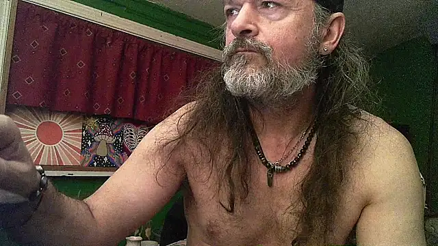 HippieDad333 online show from March 2026 12:09:01 AM