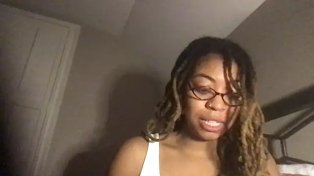 Snapshot of lilmisssunshine_ chatting on September 2025 08:09:02 AM lilmisssunshine  online show from September 2025 08:09:02 AM