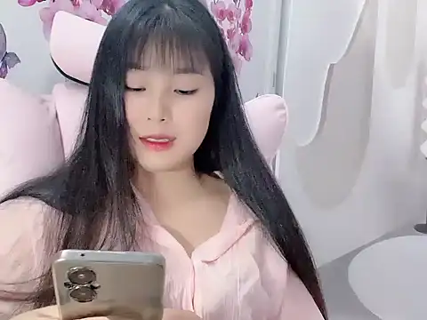 Snapshot of Lie_liee chatting on July 2026 02:47:02 PM Lie liee online show from July 2026 02:47:02 PM