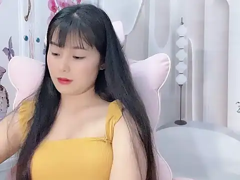 Snapshot of Lie_liee chatting on July 2026 01:33:01 PM Lie liee online show from July 2026 01:33:01 PM