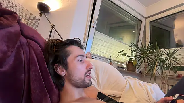 Snapshot of Passion-Frucht chatting on September 2025 02:18:01 AM Passion-Frucht online show from September 2025 02:18:01 AM