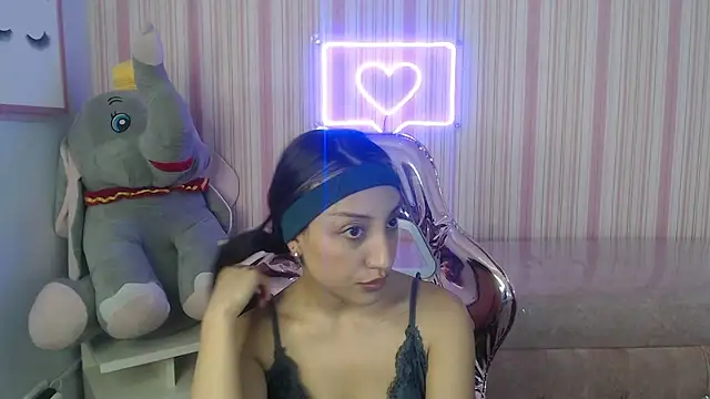 Branndy ch online show from September 2025 05:19:02 PM