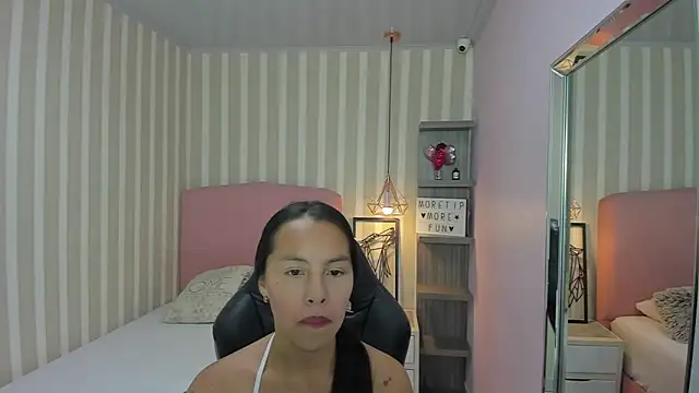 SAMANTHABENET online show from November 2025 07:18:02 PM