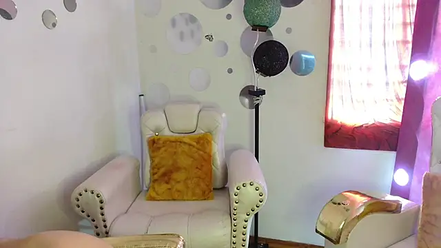 David Fox01 online show from November 2025 07:18:02 PM