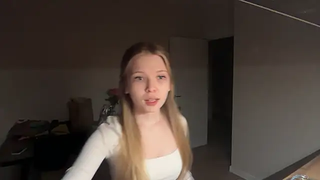 CandysRose online show from May 2026 07:22:01 PM