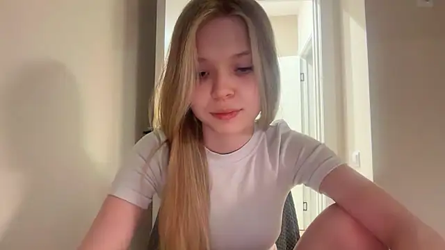 CandysRose online show from May 2026 06:37:02 PM
