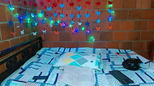 Snapshot of lorenacapelli chatting on October 2025 11:44:02 PM lorenacapelli online show from October 2025 11:44:02 PM