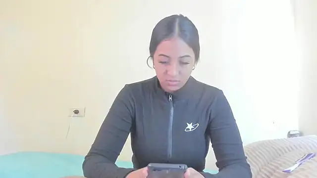 vfridaper online show from June 2026 12:50:01 PM