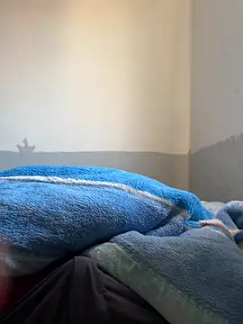 herinhos38 online show from September 2025 09:27:01 AM