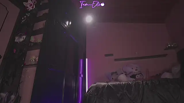 Iam elii1 online show from November 2025 07:19:01 AM