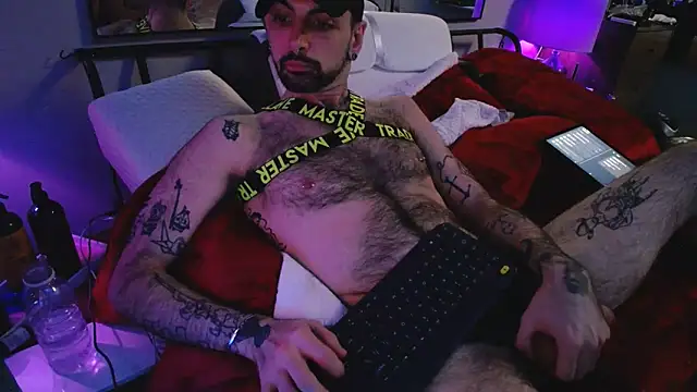 Snapshot of hungbot chatting on December 2025 06:15:01 AM hungbot online show from December 2025 06:15:01 AM