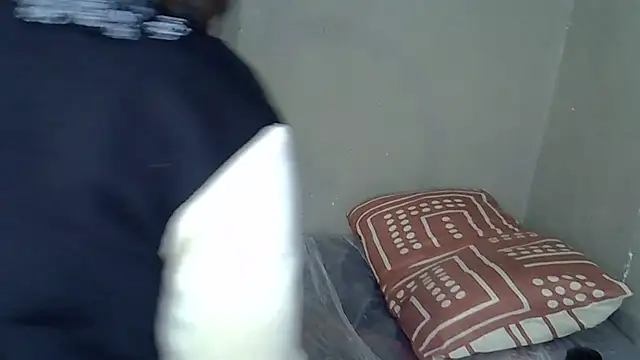 Snapshot of Bellabootie chatting on November 2025 09:09:02 AM Bellabootie online show from November 2025 09:09:02 AM