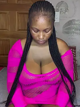 Bellabootie online show from April 2026 08:27:01 PM