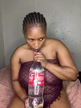 Bellabootie online show from February 2026 06:40:02 PM