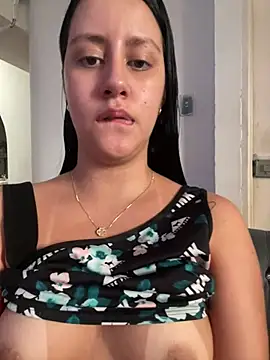 Natasha Kiim  online show from February 2026 10:52:02 PM