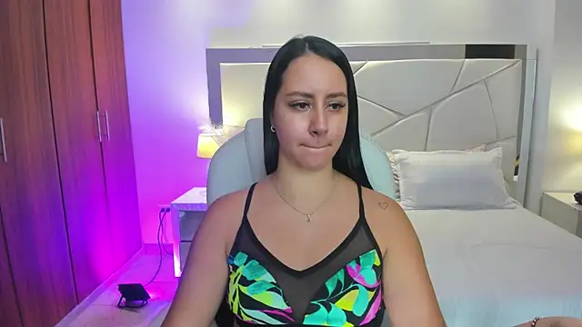 Natasha Kiim  online show from April 2026 05:03:01 AM