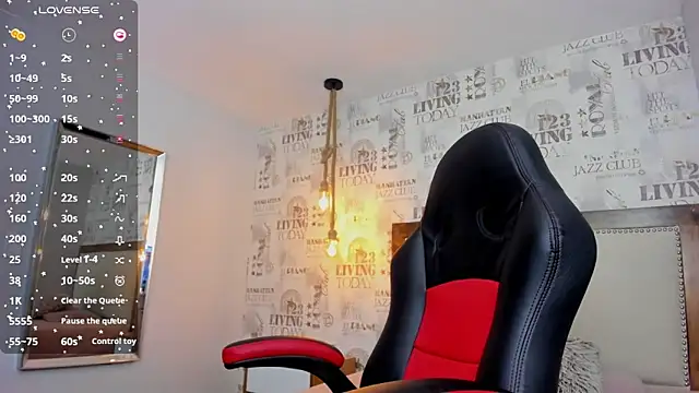 ALAHIACRUZ1 online show from February 2026 07:36:02 PM