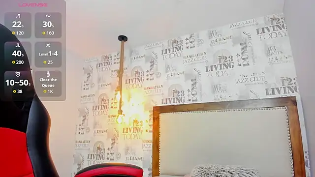 ALAHIACRUZ1 online show from February 2026 07:21:02 PM