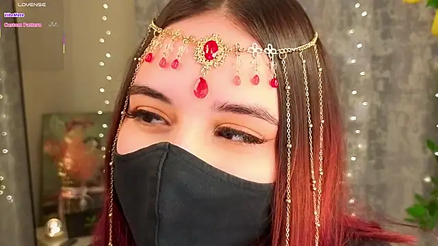 LunaraRada online show from February 2026 06:06:02 PM