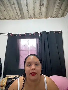 Snapshot of EggedGrowth chatting on February 2026 04:58:02 PM EggedGrowth online show from February 2026 04:58:02 PM