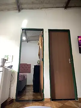 Snapshot of EggedGrowth chatting on March 2026 12:16:01 PM EggedGrowth online show from March 2026 12:16:01 PM