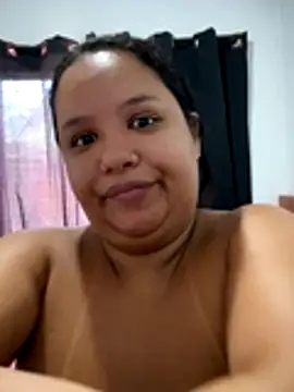 Snapshot of EggedGrowth chatting on January 2026 02:01:02 PM EggedGrowth online show from January 2026 02:01:02 PM