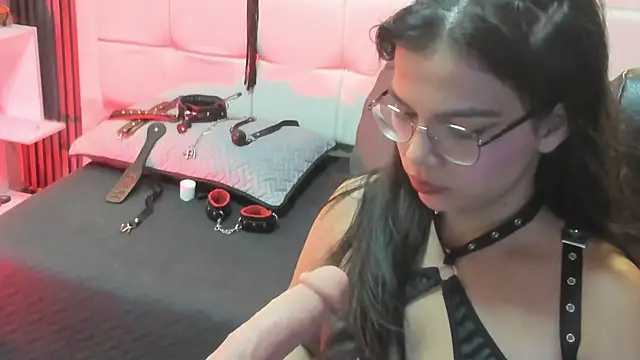 Snapshot of MaraBlake_ chatting on January 2026 01:53:01 AM MaraBlake online show from January 2026 01:53:01 AM