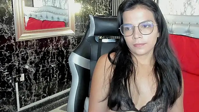 MaraBlake  online show from October 2025 08:32:02 PM